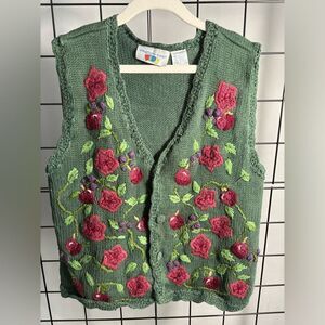 Eagle’s Eye Kids grannycore vintage woven green vest with flowers